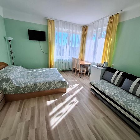 Neringa Guest House Palanga Exterior photo